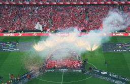Benfica crowned 2014/15 Champions of Portugal