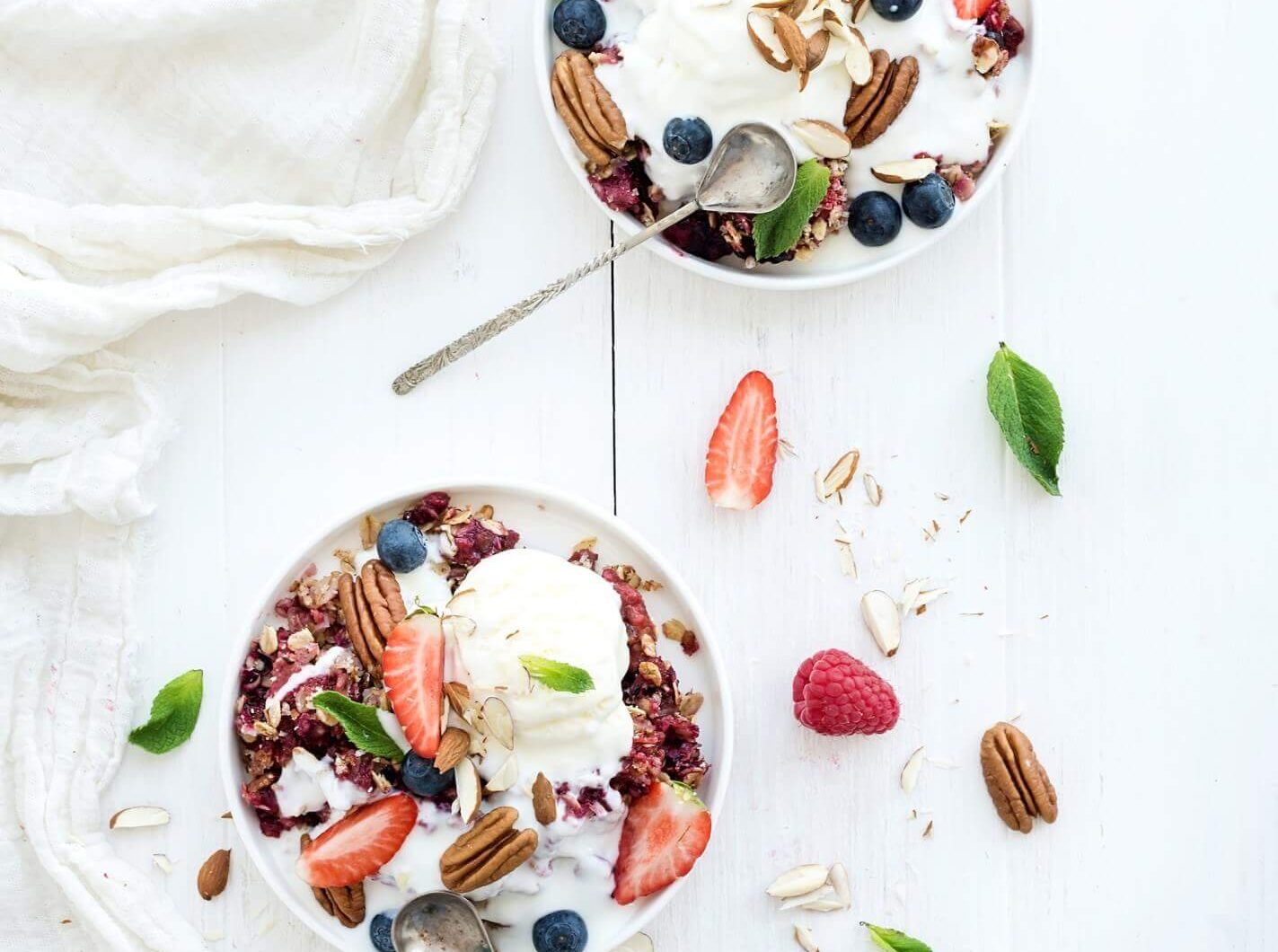 Berry Crumble with Fresh Berries